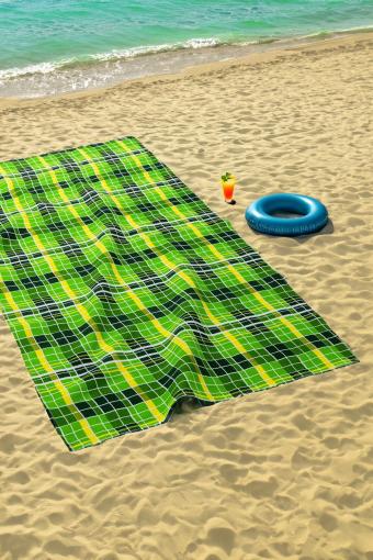 Полотенце пляжное Яркая клетка (Зеленый) - Лазар-Текс